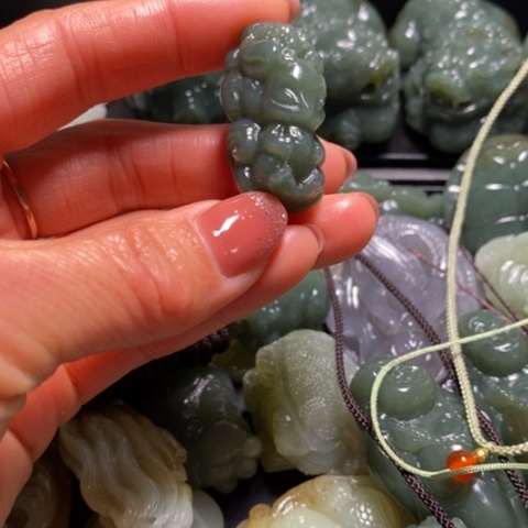 未镶嵌和田玉（糖玉）珠宝奇石