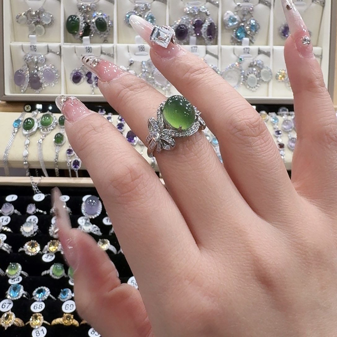 暖***啵蛇纹石玉银S925镶嵌戒指