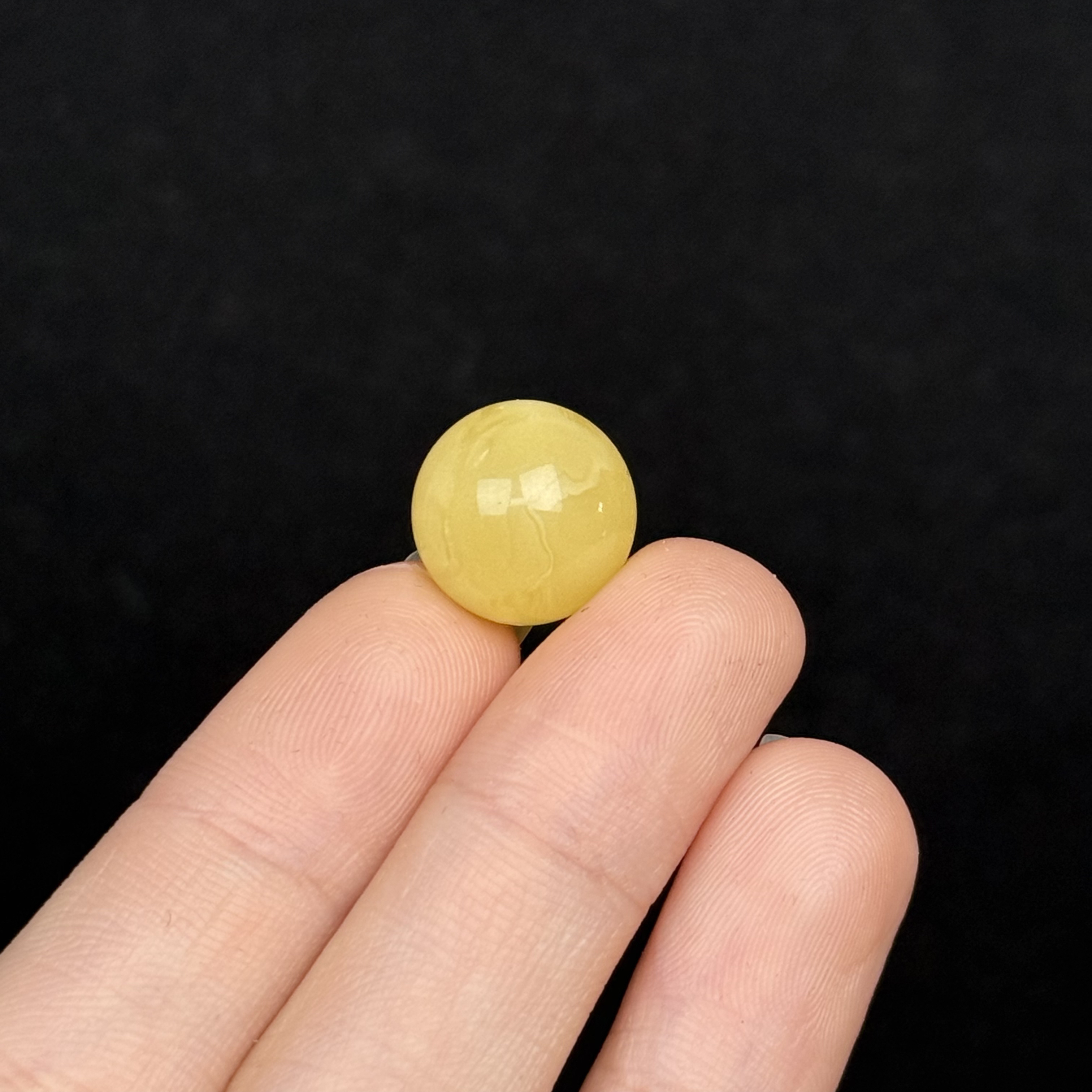 A4177天然原矿蜜蜡 满蜡鸡油黄圆珠13mm 支持鉴定 假一罚十