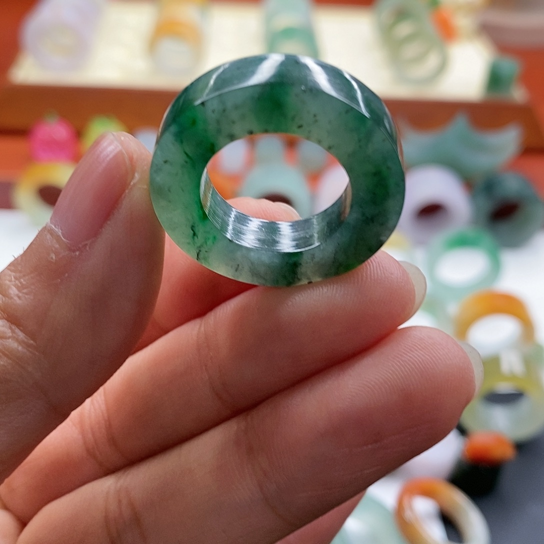 定制翡翠未镶嵌翡翠12-21圈口