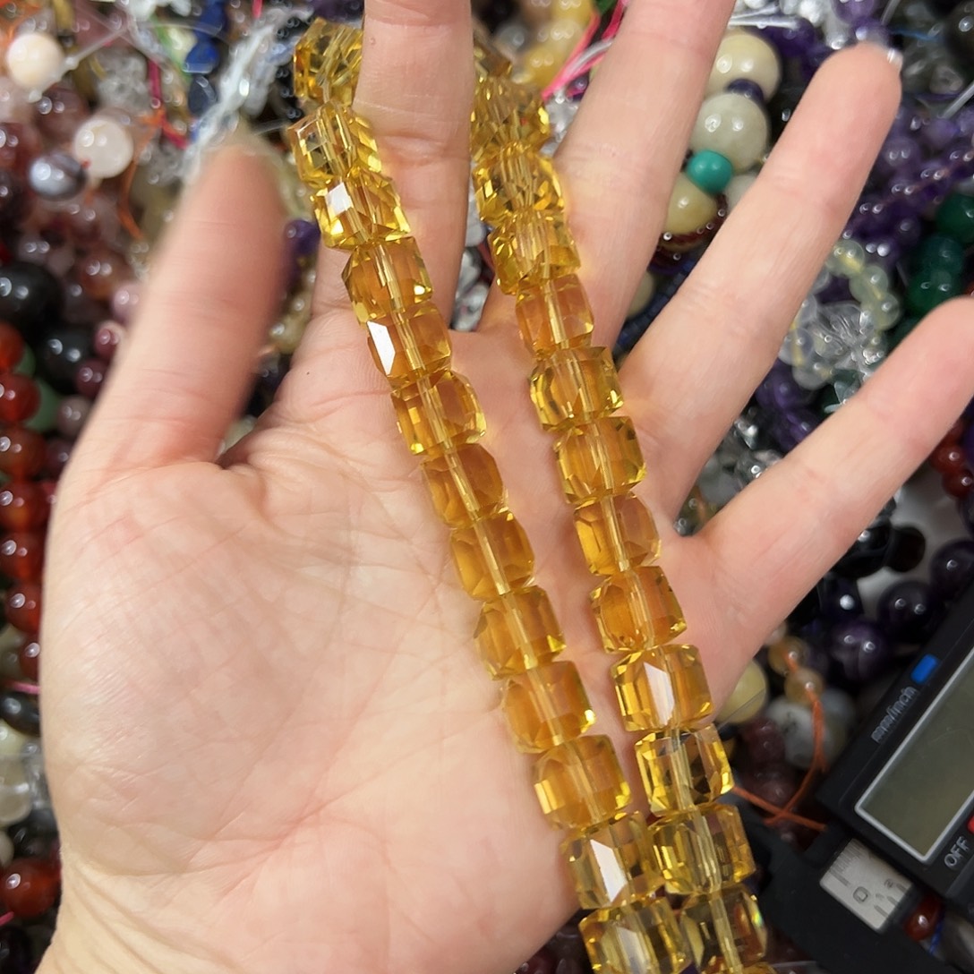 玛瑙/玉髓合金珠宝半成品，卡10压电黄水晶方糖切面33颗