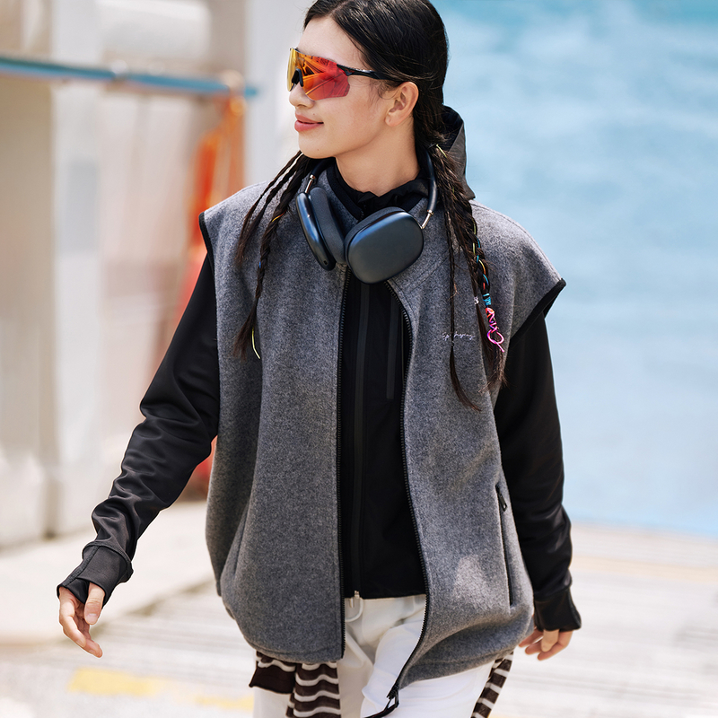 EP雅莹新款女装 时尚羊毛摇粒绒宽松立领廓形马甲外套1005A