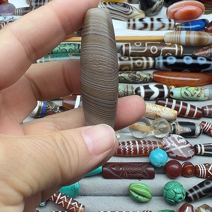 玛瑙/玉髓合金颈饰