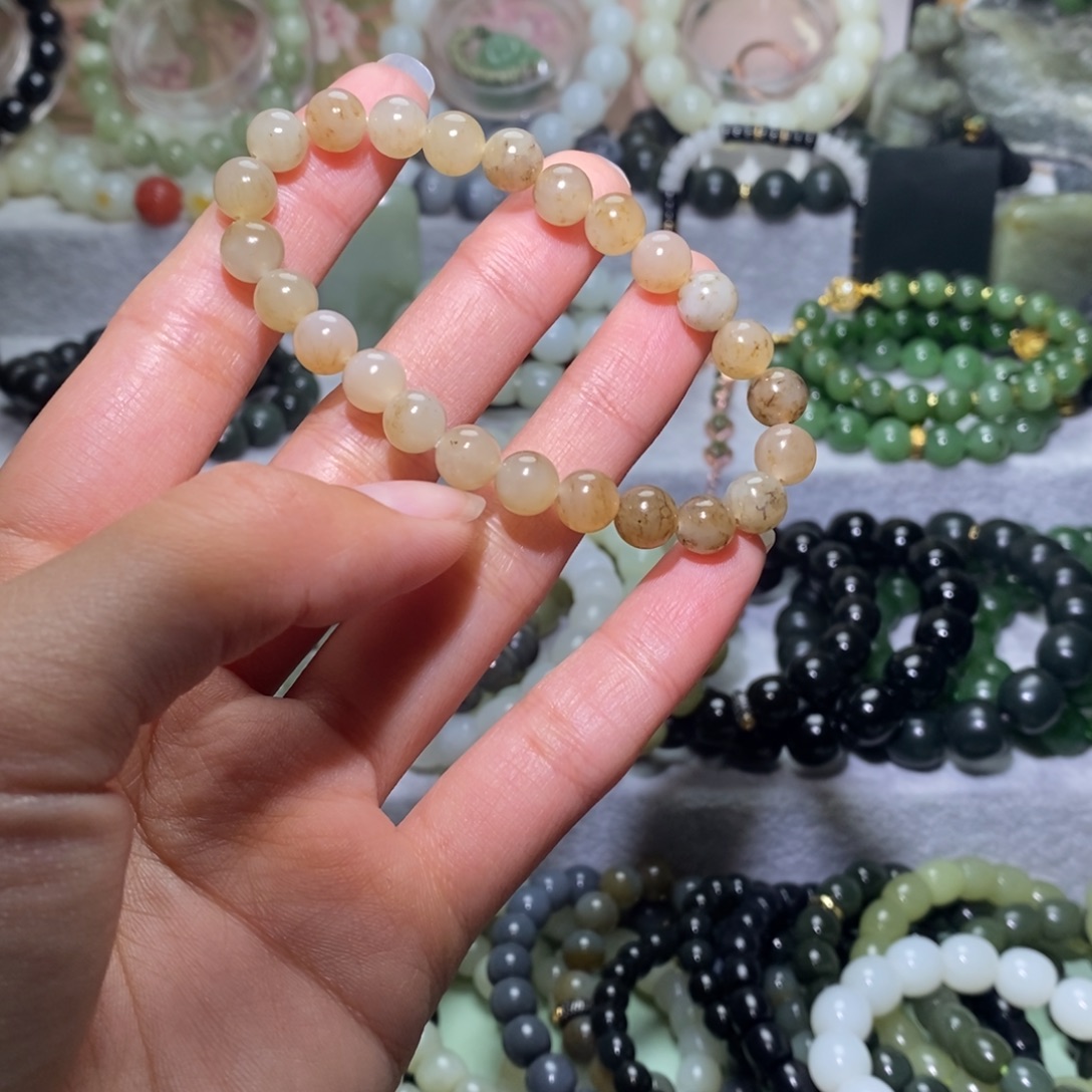 半***读和田玉未镶嵌手链