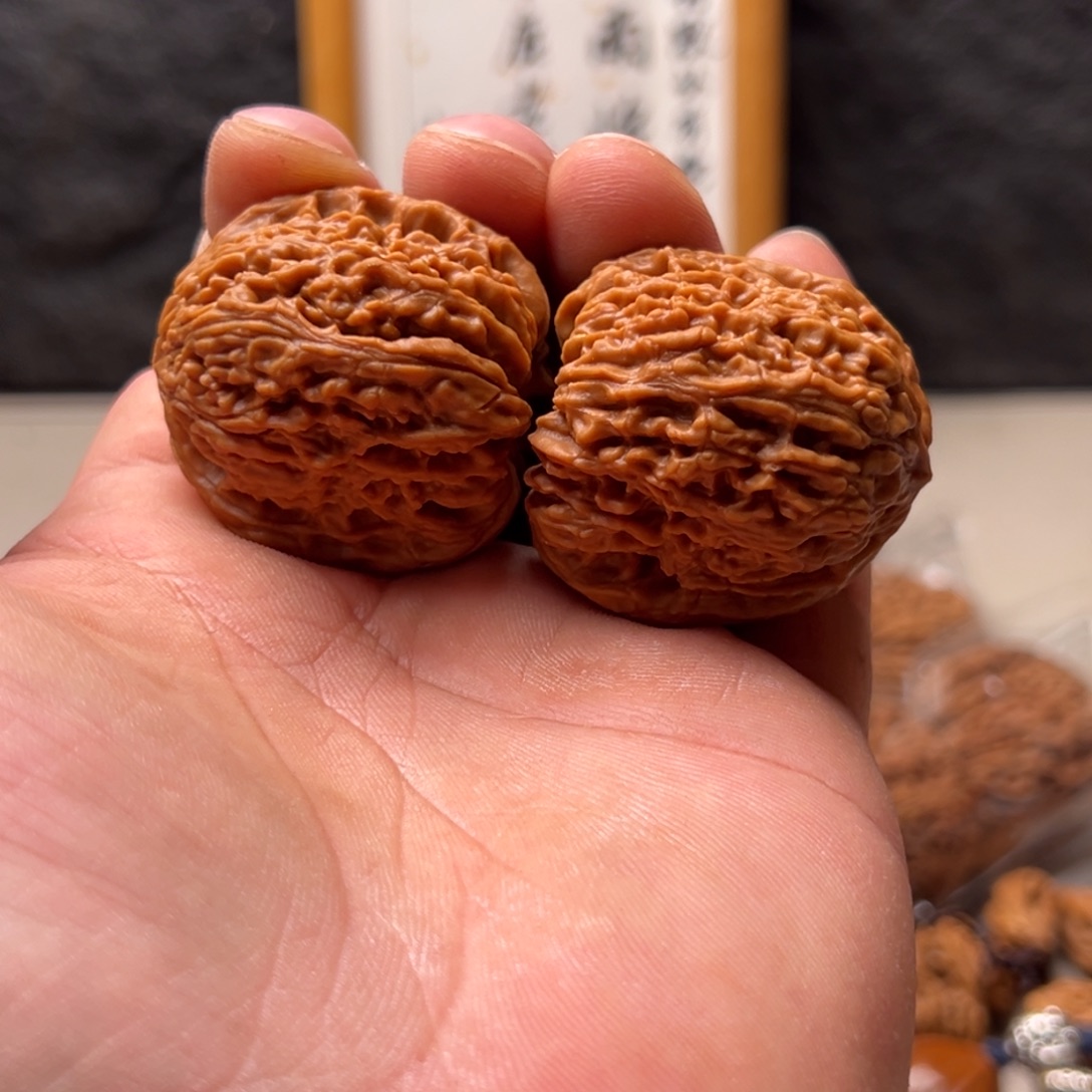 快***吗把件文玩核桃南疆38黄线