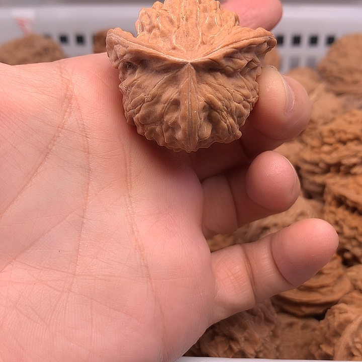 外***。文玩核桃吊坠文玩核桃