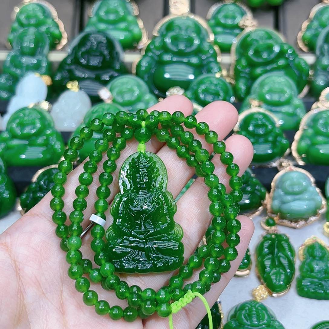 和田玉（碧玉）颈饰未镶嵌5m阳绿渡母套装