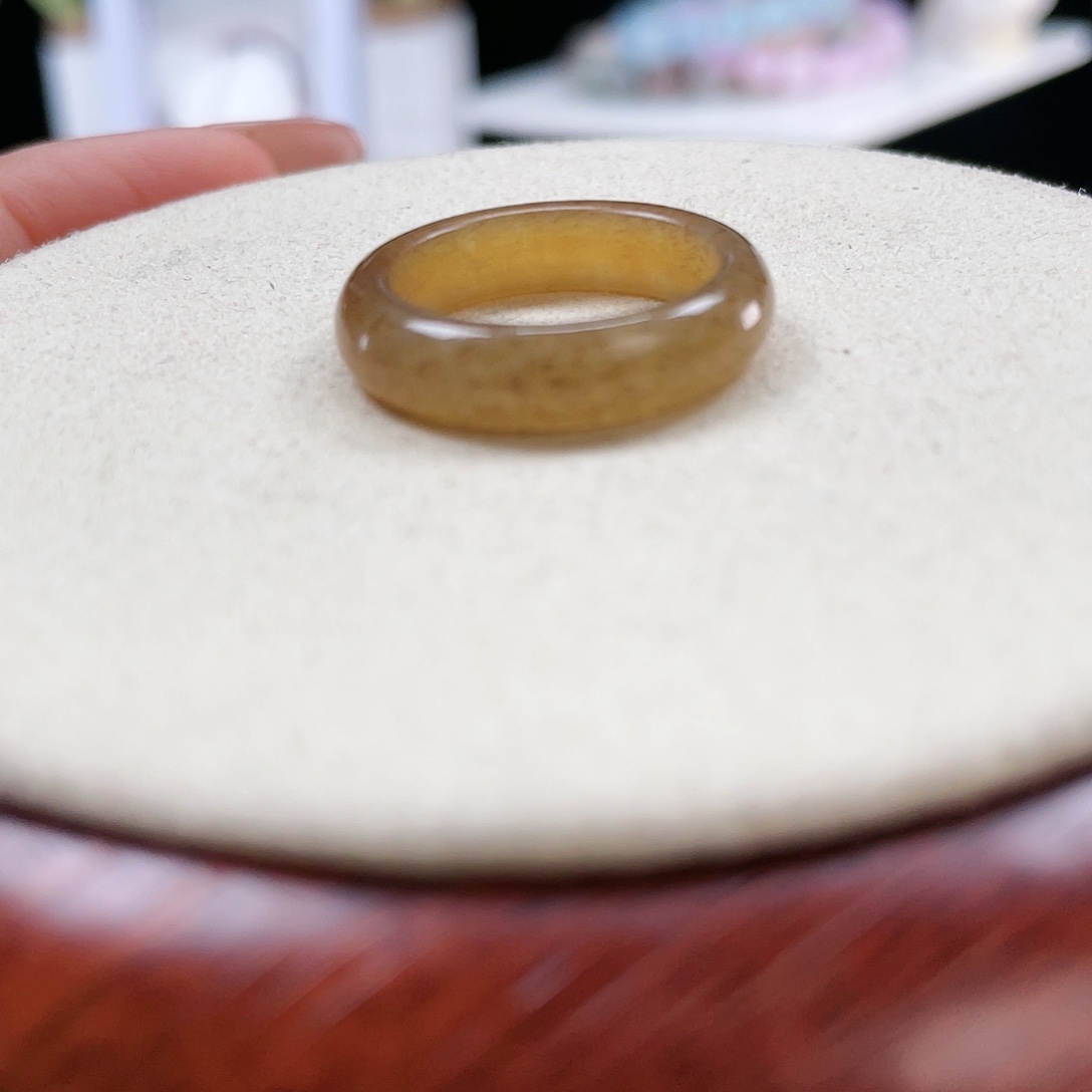 和田玉未镶嵌戒指P17糖色细条16.5不退换