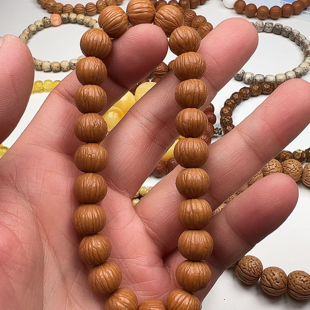 15小尺寸土豪皮质好