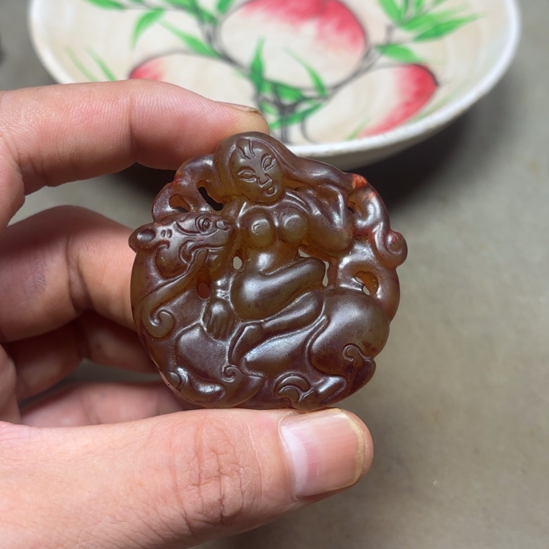 这个物件很老气啊