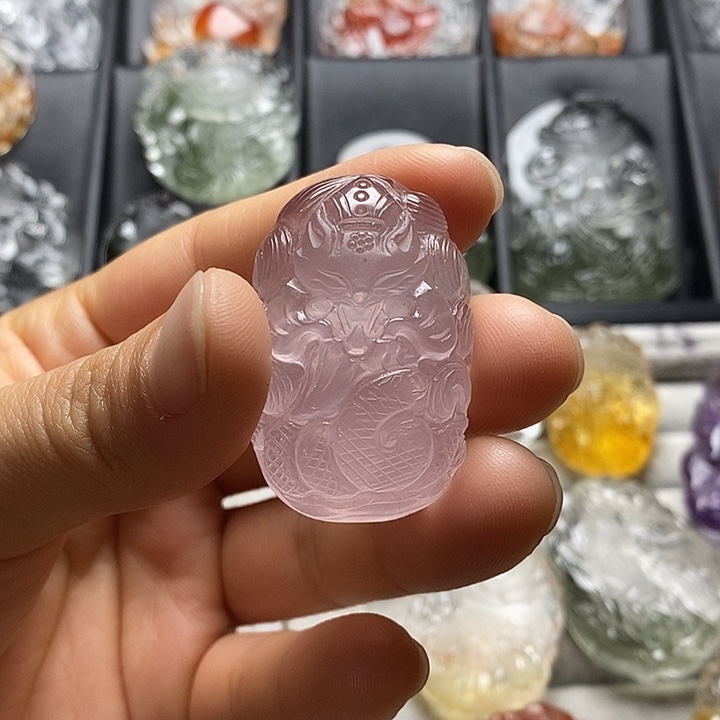 水晶颈饰未镶嵌水晶吊坠