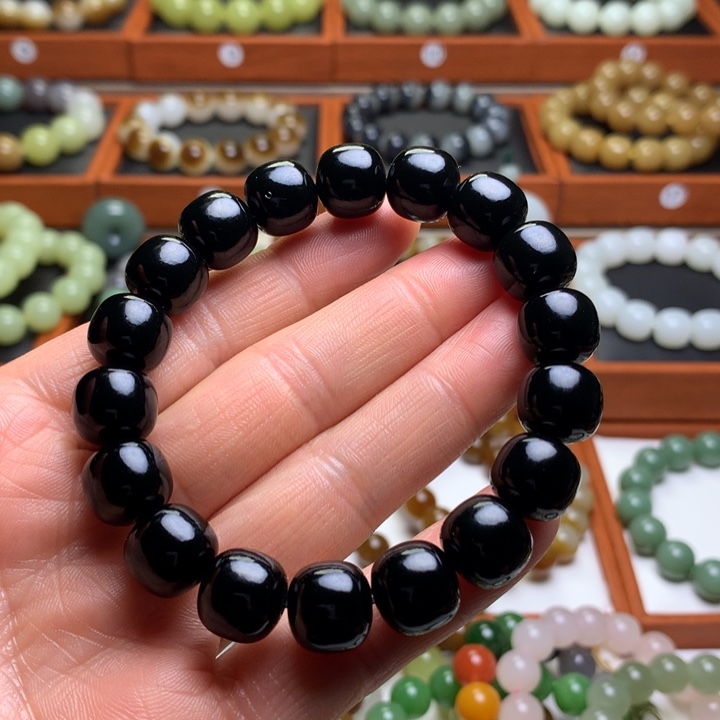 和田玉手串未镶嵌