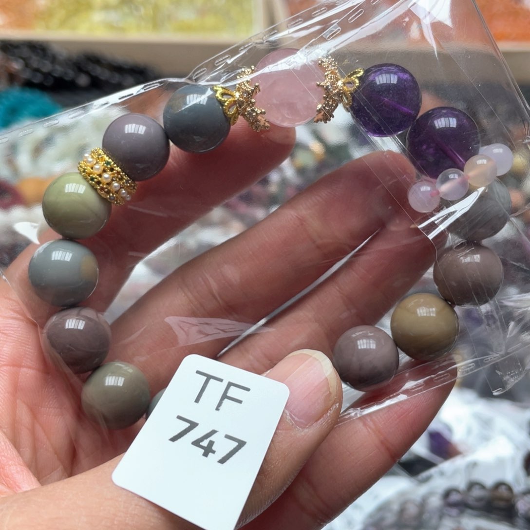 水晶多样性发一只未镶嵌