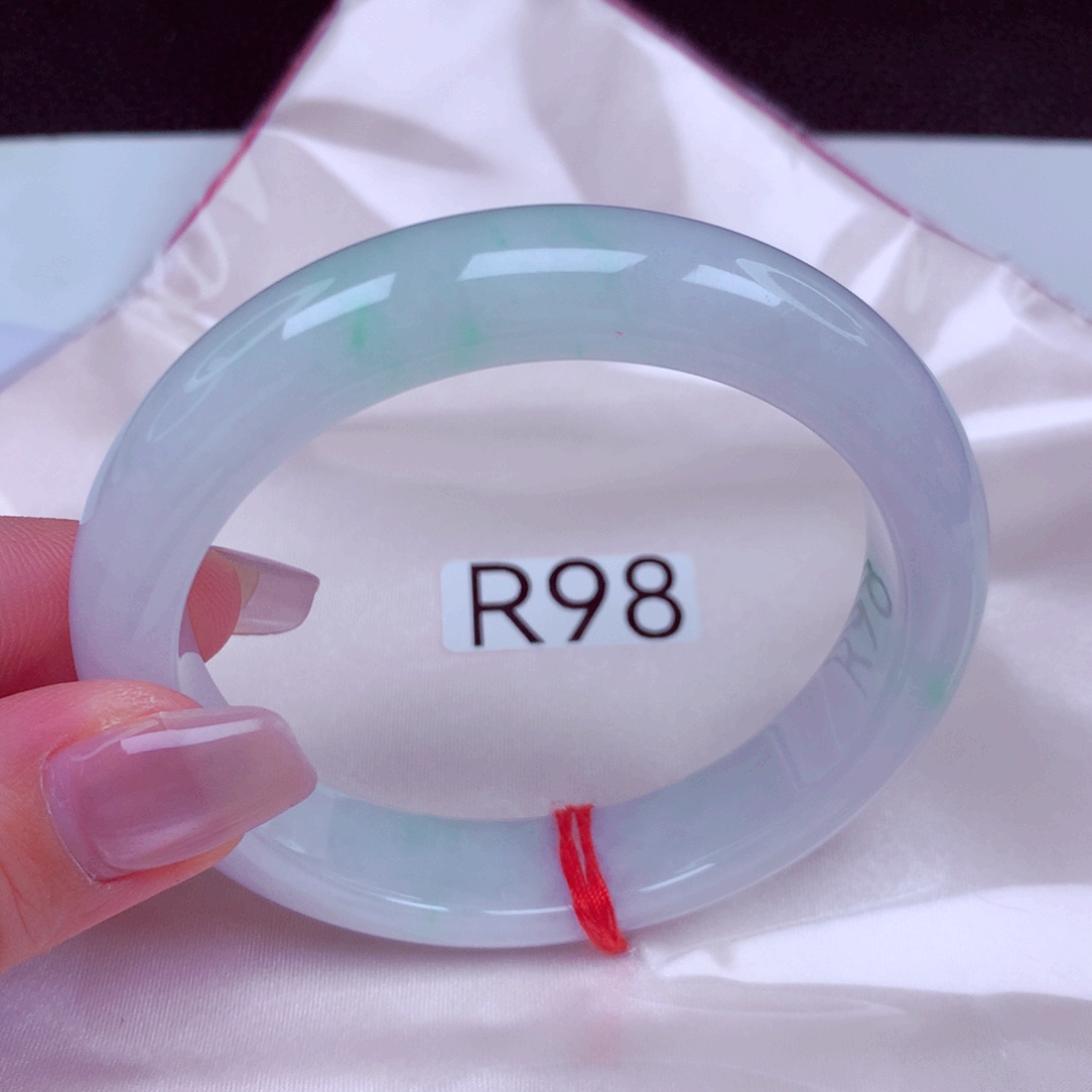 翡翠未镶嵌手镯手镯