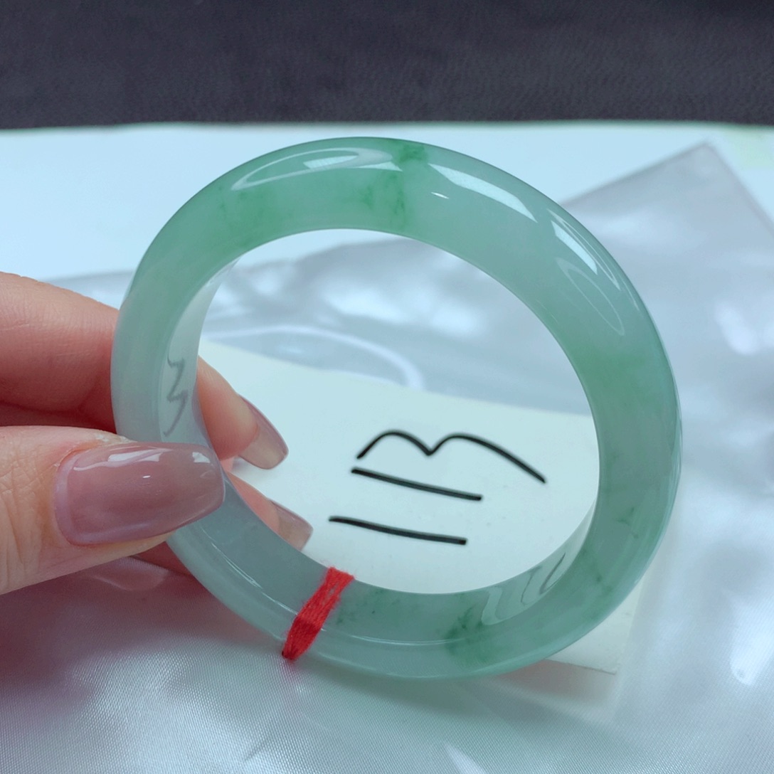 翡翠手镯未镶嵌手镯53