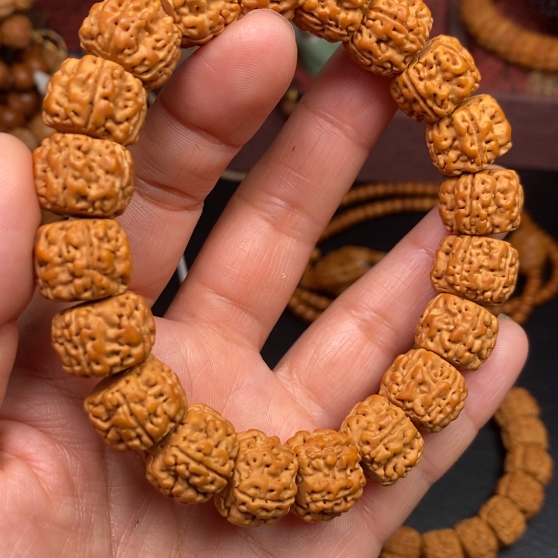 吊坠猴头核桃橄榄猴头