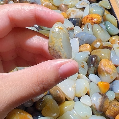 和田玉（糖玉）未镶嵌颈饰10.8克