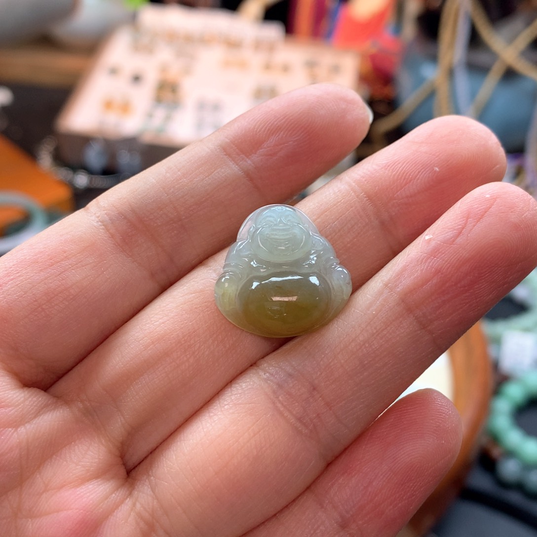 颈饰未镶嵌翡翠木*