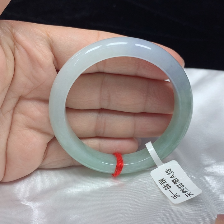 翡翠手镯未镶嵌正圈54