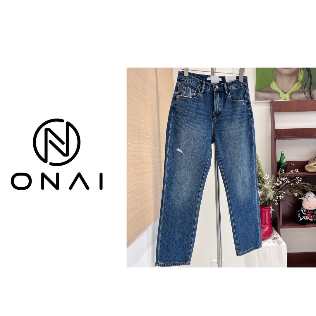 【Onai】英文字母小皮标九分四面弹牛子裤春款60200