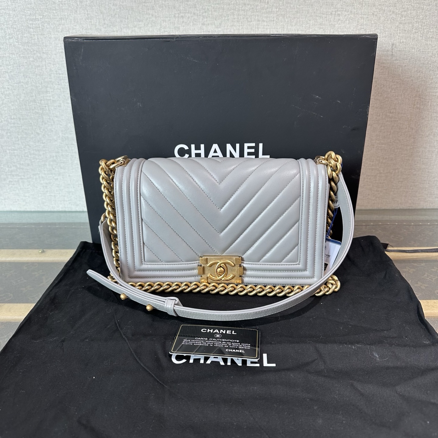 95新 Chanel/香奈儿 灰金 V纹Leboy中号链条包 15141