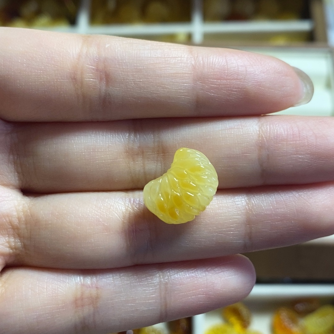 琥珀未镶嵌裸石橘子瓣