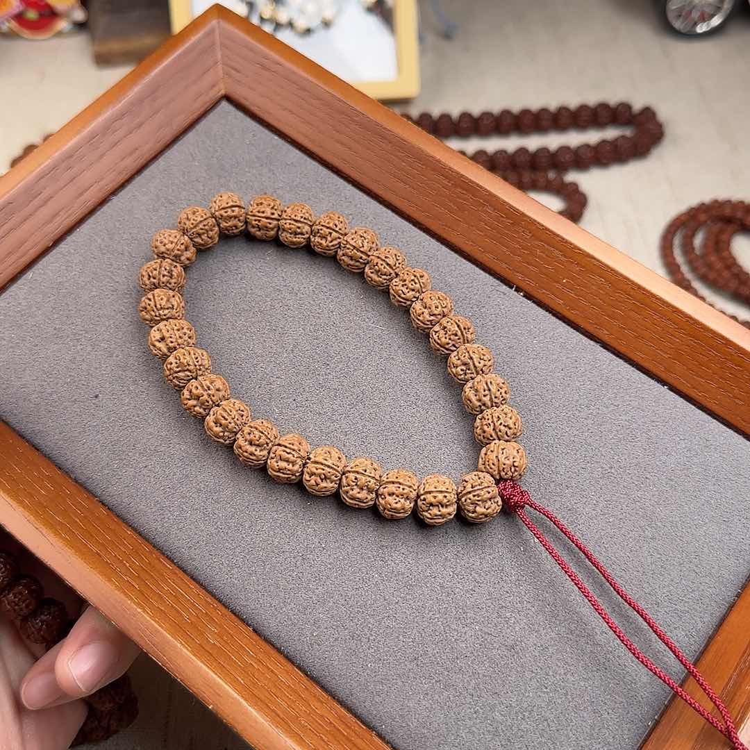 【闪购商品】金刚菩提手串11.9梅花