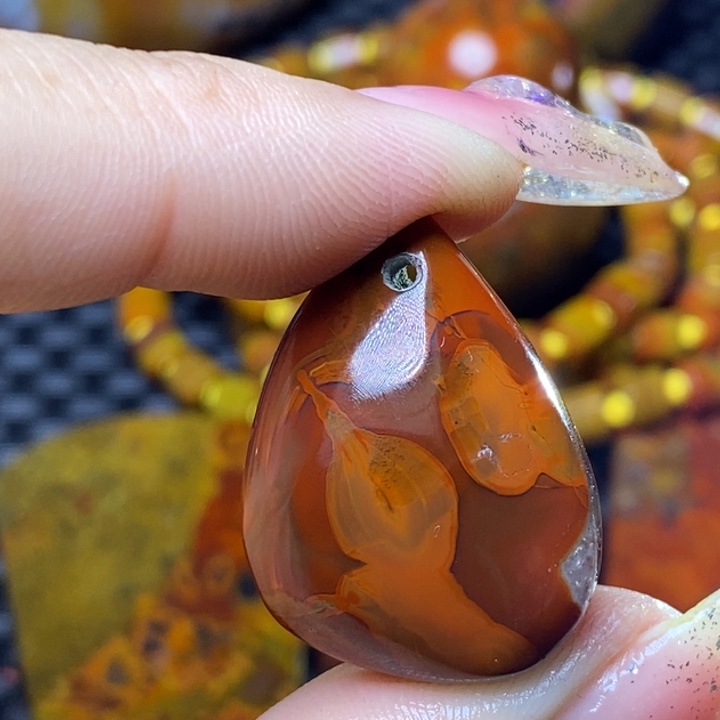 玛瑙/玉髓颈饰未镶嵌