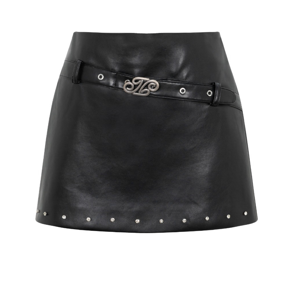 【Three Quarters】黑色蛋白皮腰带钉钻短裙 