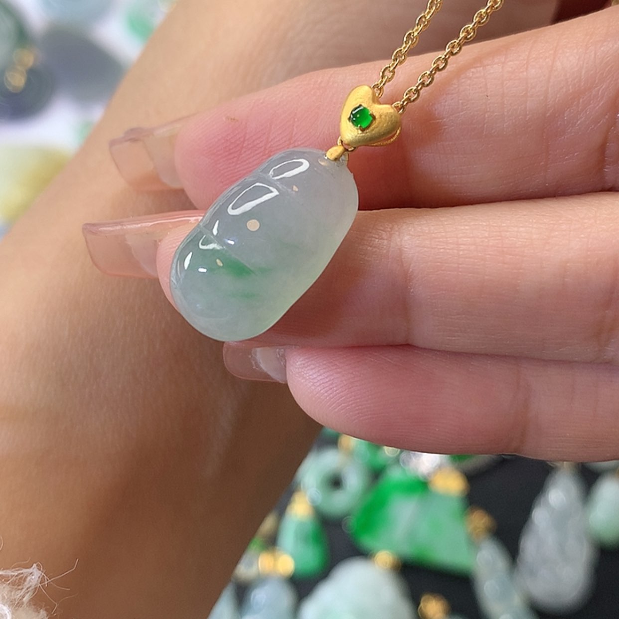 【闪购商品】翡翠吊坠(赠链)18K金镶嵌
