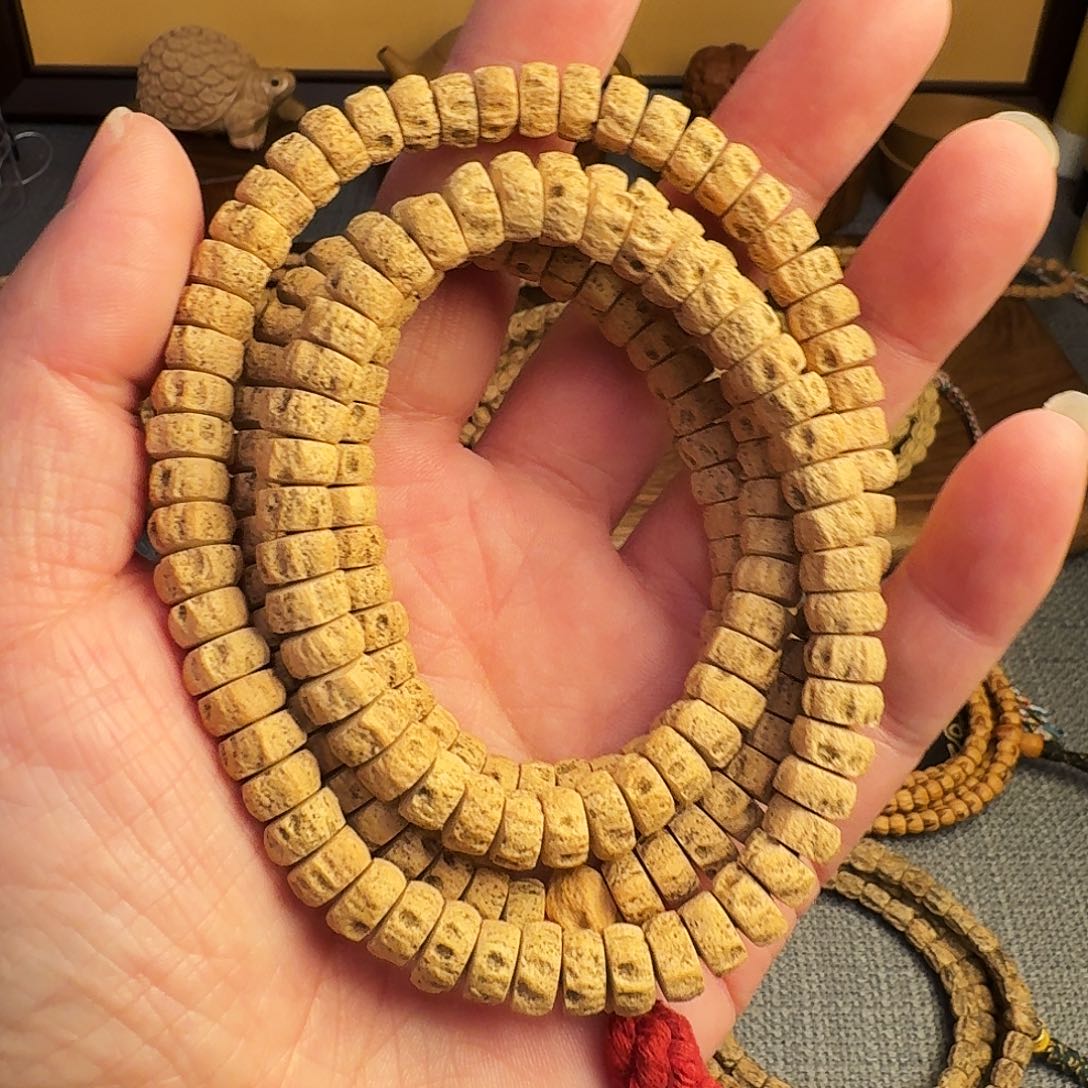 吊坠柏香籽/百香籽精工药片鬼坑