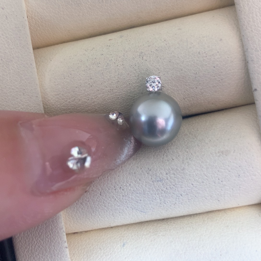 海水珍珠颈饰18K金镶嵌