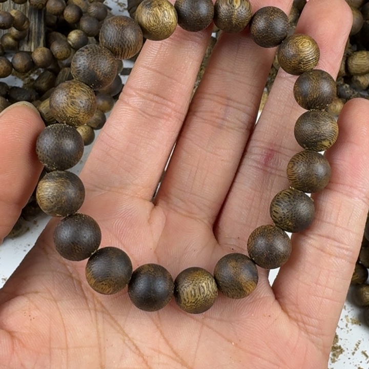 手串沉香从**始奇楠沉香10mm单圈多样性发一条