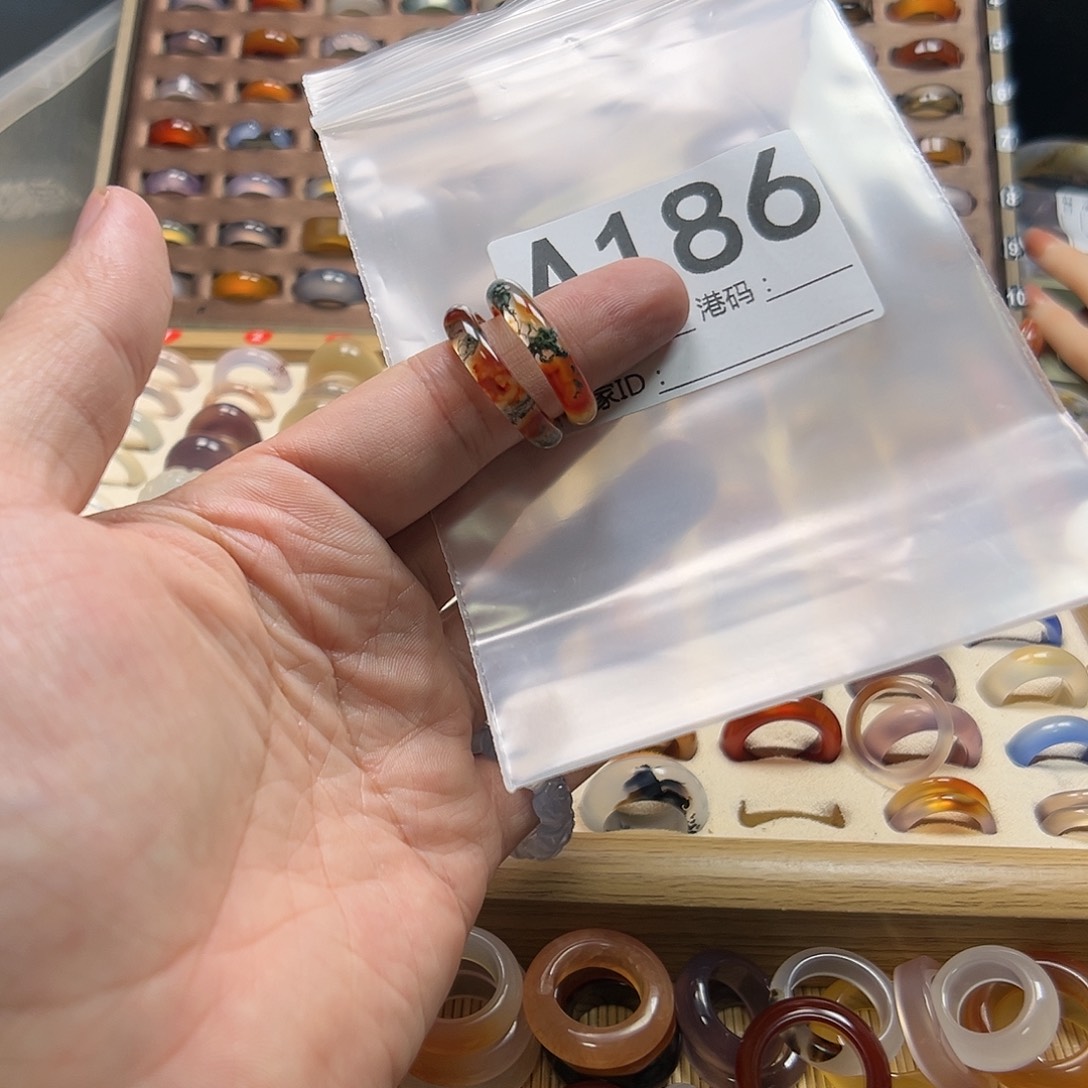 正***身玛瑙/玉髓未镶嵌戒圈