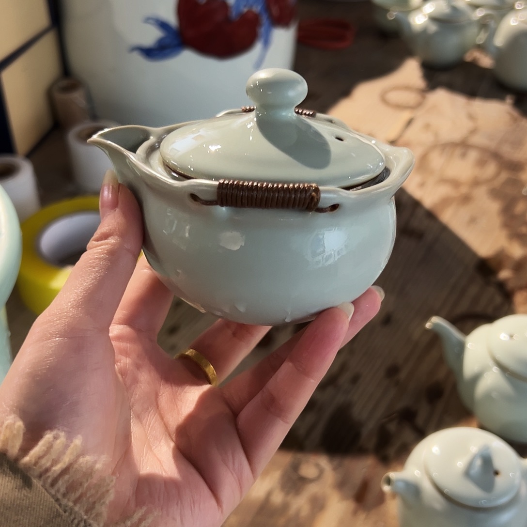 d***n青花手绘汝窑壶陶瓷