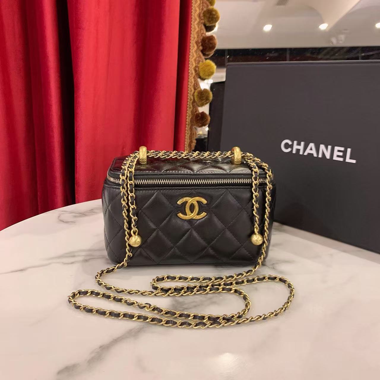 99新 Chanel/香奈儿 24c双金珠长盒子黑金单肩包芯片款/68700408