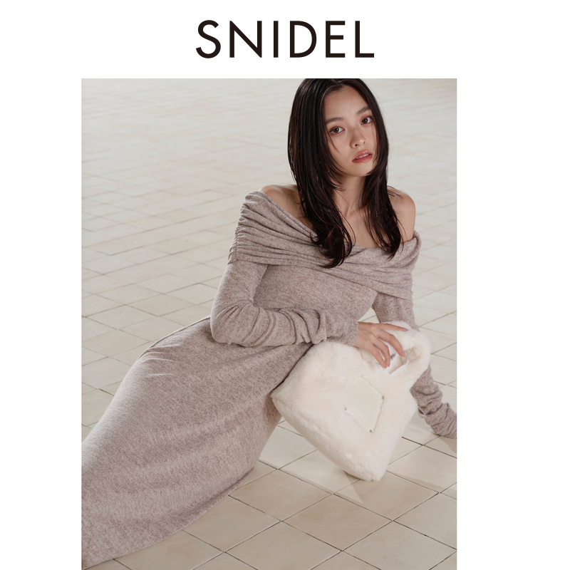SNIDEL新品气质修身长裙翻领露肩针织连衣裙SWCO245060