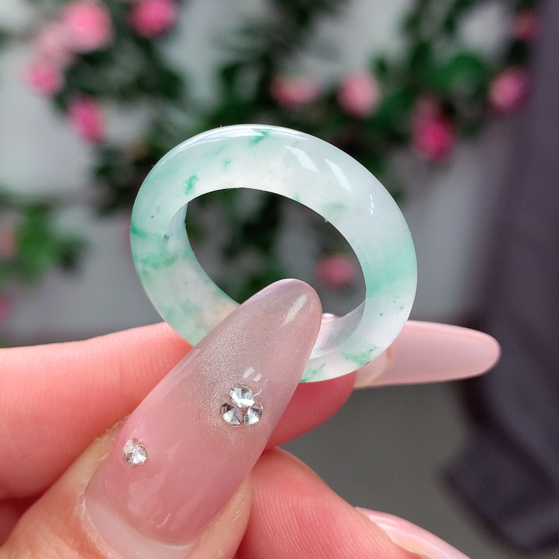 石英质玉戒圈未镶嵌