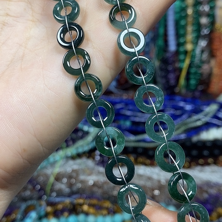 秋***苏玛瑙/玉髓未镶嵌珠宝半成品