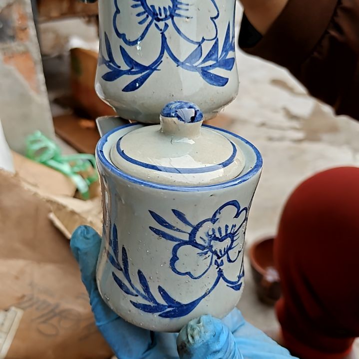 摆件陶瓷盘子碗啥都有