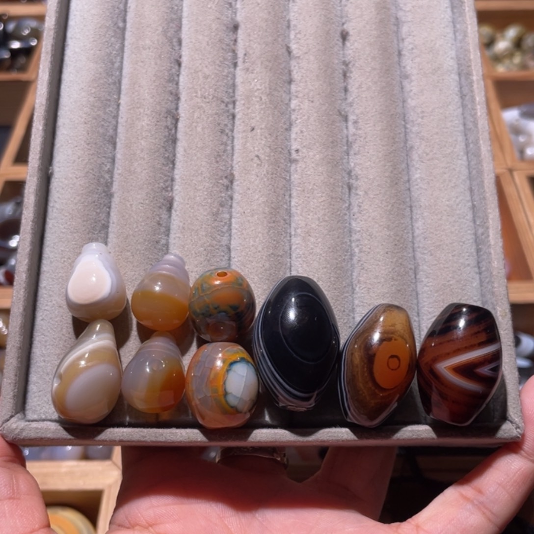 玛瑙/玉髓未镶嵌珠宝半成品