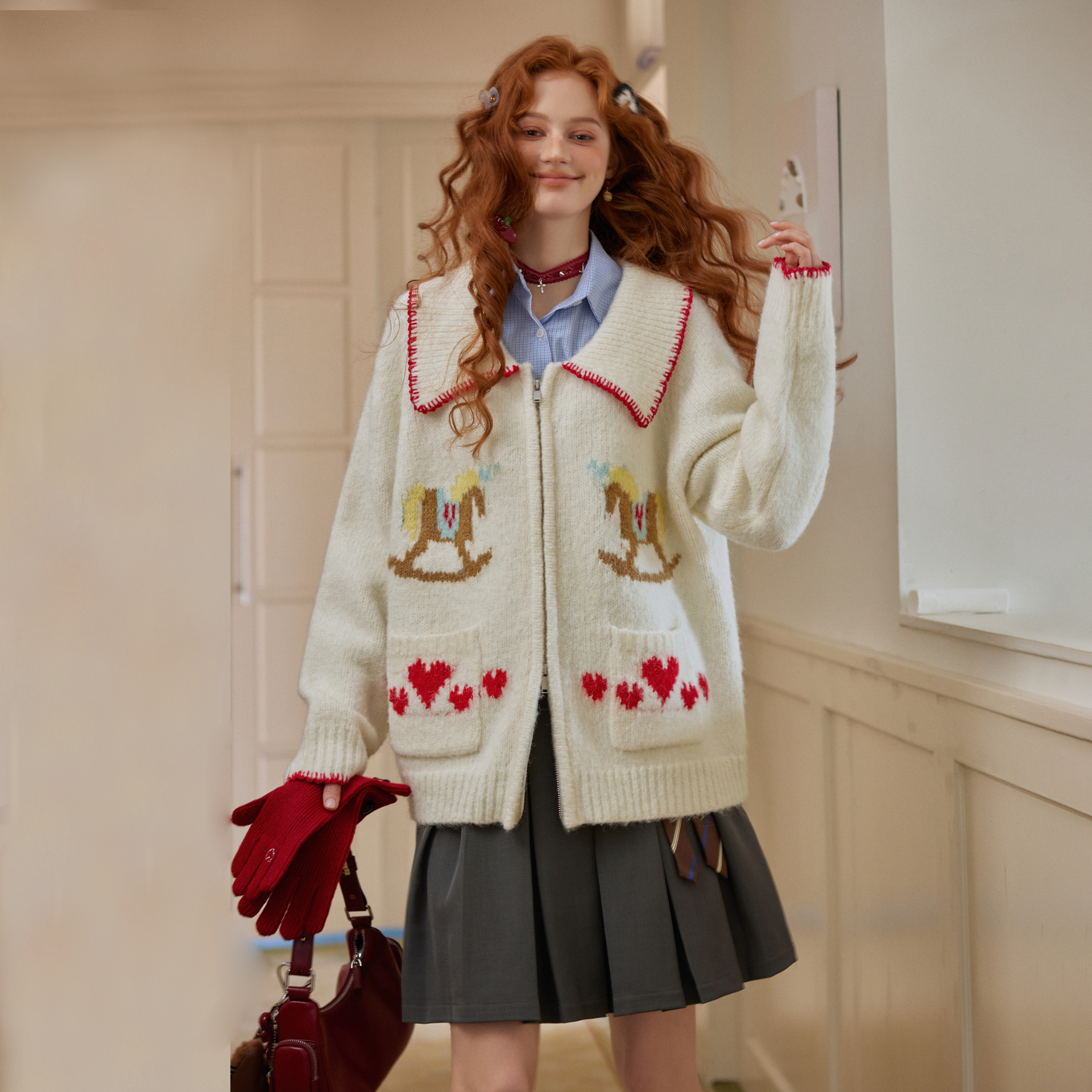 AsGony翻领撞色边缘装饰小马提花毛衣外套洋气减龄软糯拉链上衣