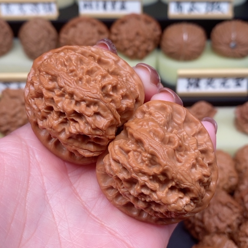 【闪购商品】文玩核桃三棱核桃吊坠用****0蛤蟆
