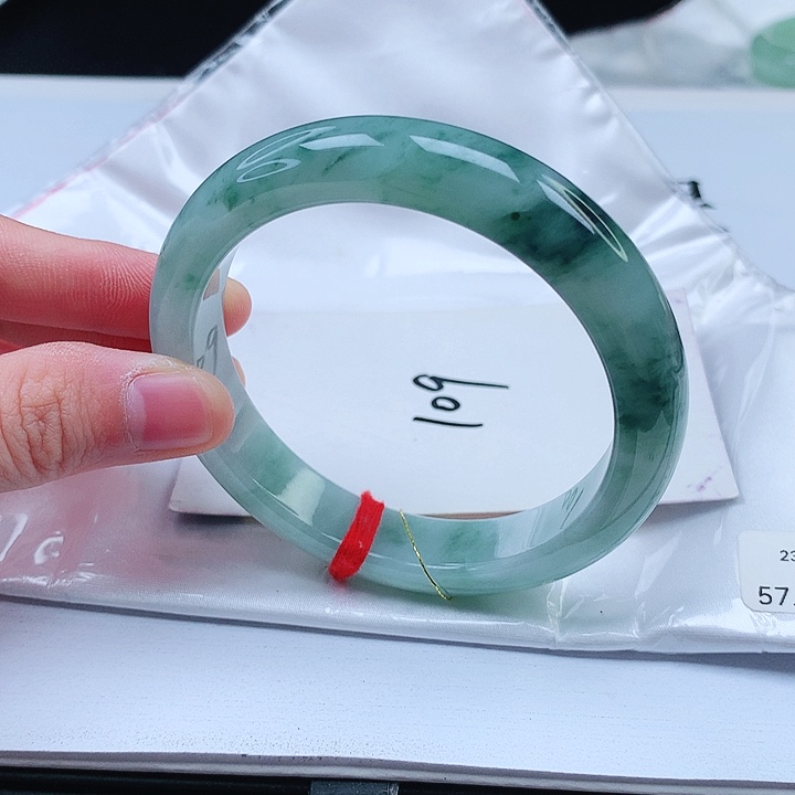 翡翠手镯未镶嵌缅甸天然a货手镯57+