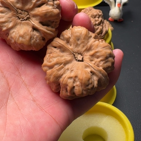 文玩核桃吊坠小*哥文玩核桃文玩核桃