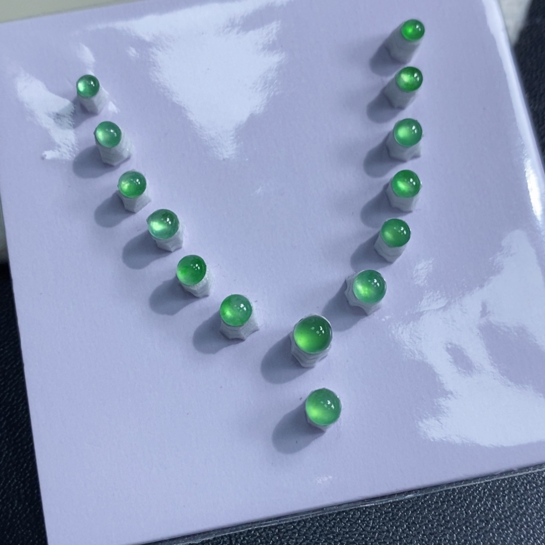 定制翡翠未镶嵌翡翠