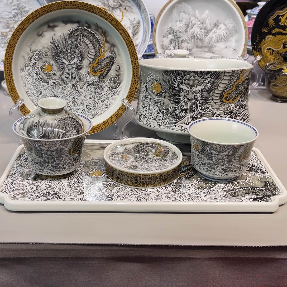 万****景德镇陶瓷艺术品