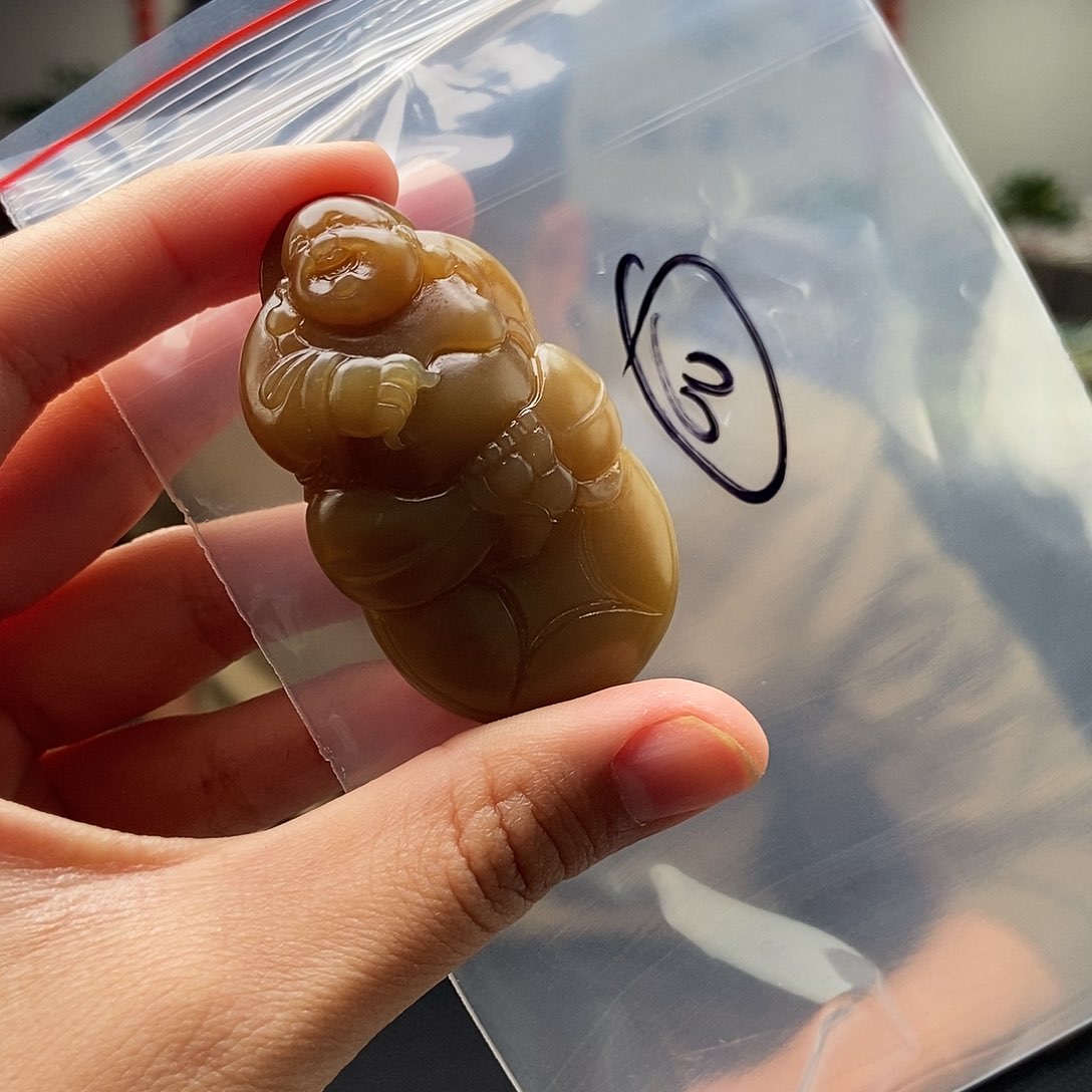 和田玉颜色多样性发拍一发一未镶嵌