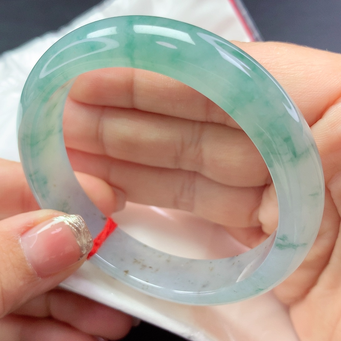 【闪购商品】翡翠手镯未镶嵌a 163379