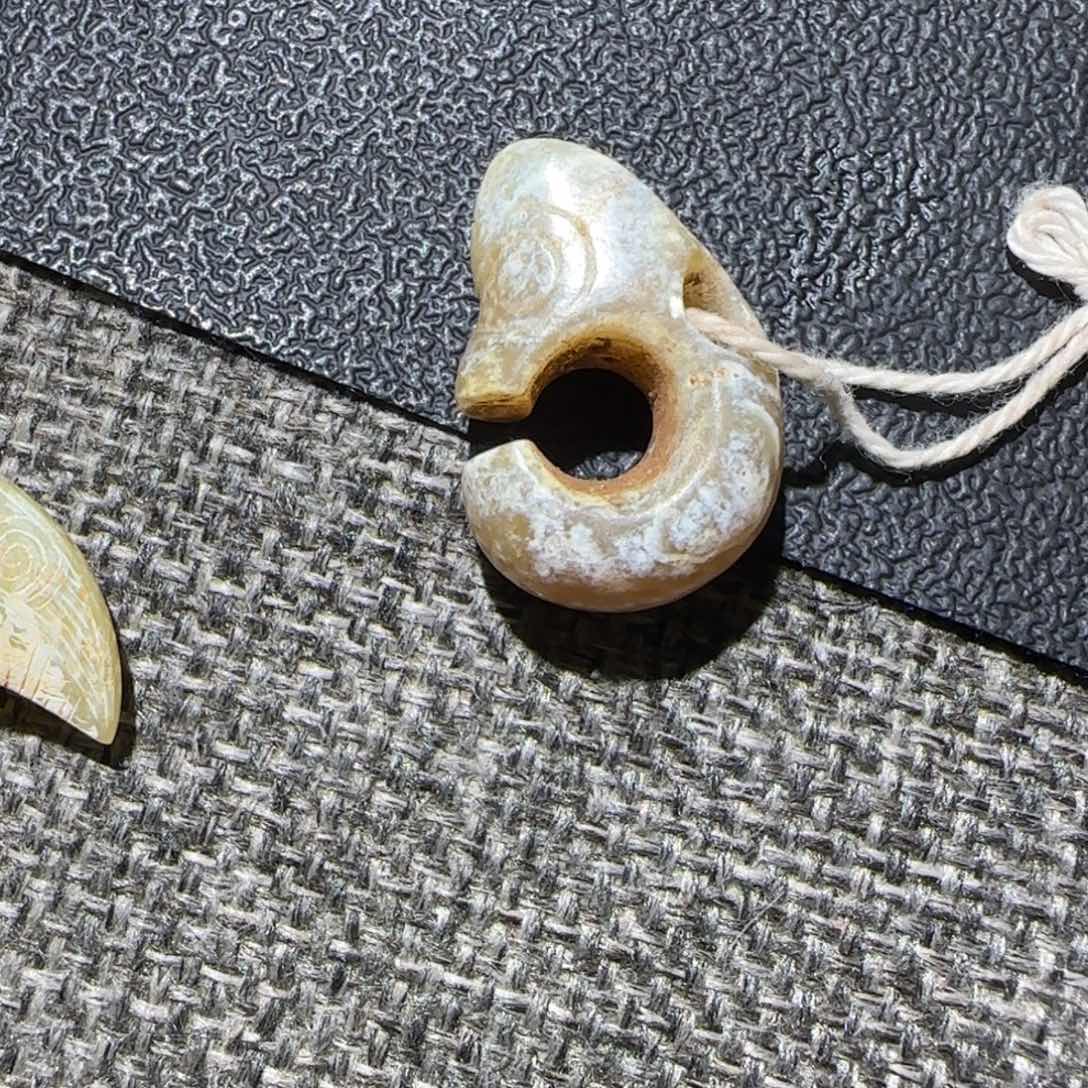 用***0和田玉（糖玉）未镶嵌挂件